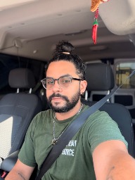 Radhi Fernandez