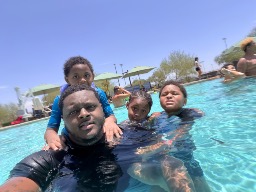 DaVaughn White